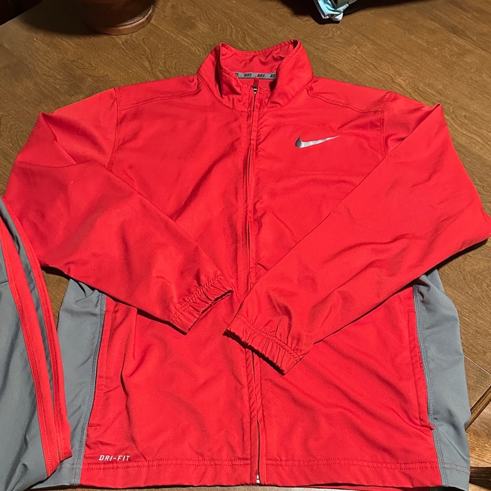 Nike Men's Red and Gray Track suit/ Windbreaker W/pants size Large
